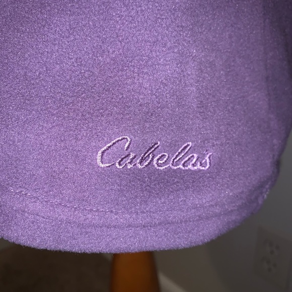 Cabela’s Pullover - Picture 2 of 3